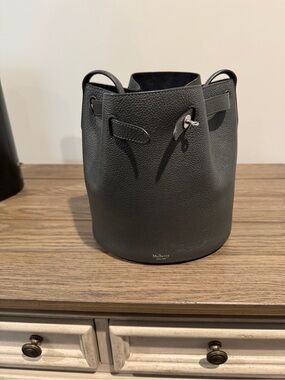 Mulberry Grey Pebbled Leather Drawstring Bucket Messenger